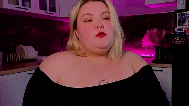 ellagoddes online show from November 2025 05:14:02 PM