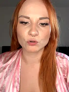 Snapshot of Fiebie_licios chatting on December 2025 09:03:02 AM Fiebie licios online show from December 2025 09:03:02 AM