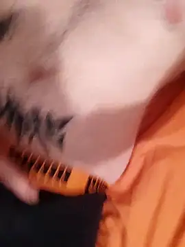 MomentoCaliente00 online show from November 2025 07:13:02 PM