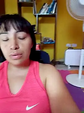 Connyargxxx online show from November 2025 06:08:01 PM