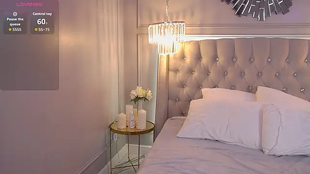 NicoleBelli online show from November 2025 06:15:01 AM