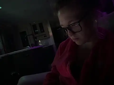 Snapshot of cuddlebug2025 chatting on November 2025 04:07:02 PM cuddlebug2025 online show from November 2025 04:07:02 PM