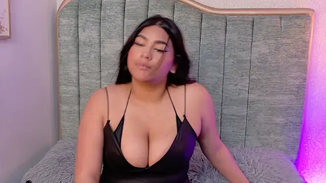 Snapshot of Kittyy_Antonella_ chatting on November 2025 12:38:01 PM Kittyy Antonella online show from November 2025 12:38:01 PM