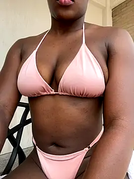 Milytylor online show from November 2025 04:07:02 PM