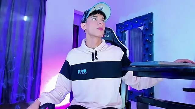 The Prince Luis online show from November 2025 02:00:02 AM