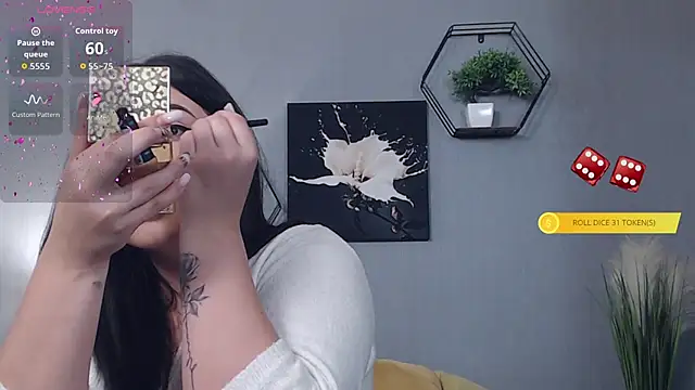 Snapshot of BellaxNova chatting on November 2025 07:20:02 AM BellaxNova online show from November 2025 07:20:02 AM