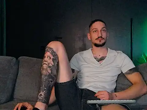 Snapshot of huntingod chatting on November 2025 03:42:02 AM huntingod online show from November 2025 03:42:02 AM