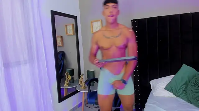 Bryan robayo5 online show from November 2025 11:55:02 AM