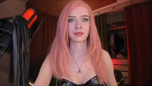 Mistress Iris online show from November 2025 06:32:01 PM