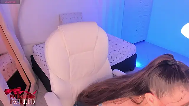 Snapshot of _dorothy chatting on November 2025 08:22:01 PM dorothy online show from November 2025 08:22:01 PM