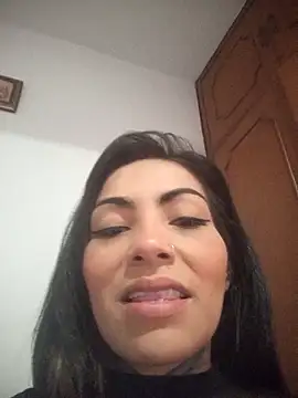 Snapshot of leidhy chatting on November 2025 08:44:01 PM leidhy online show from November 2025 08:44:01 PM