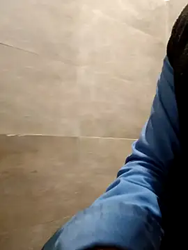 achut32 online show from November 2025 01:42:01 AM