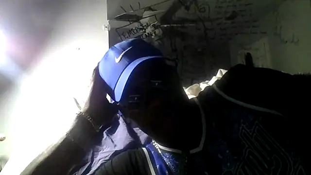 YOUNGmj6023 online show from December 2025 04:19:01 AM