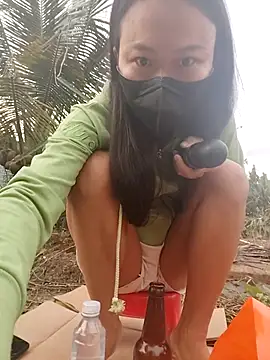 Snapshot of LoveDirty3x chatting on November 2025 11:07:02 PM LoveDirty3x online show from November 2025 11:07:02 PM