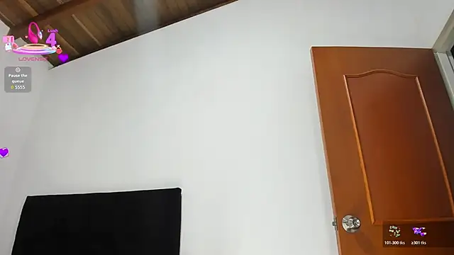 Snapshot of NahomiiAcosta chatting on December 2025 01:33:02 AM NahomiiAcosta online show from December 2025 01:33:02 AM