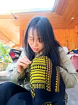 flooora online show from November 2025 02:58:01 AM