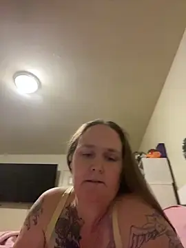 Blueeyezlover209 online show from November 2025 06:37:01 AM