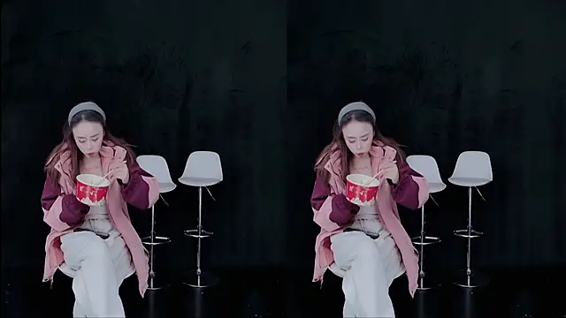 Snapshot of Desier-1 chatting on November 2025 03:14:02 PM Desier-1 online show from November 2025 03:14:02 PM