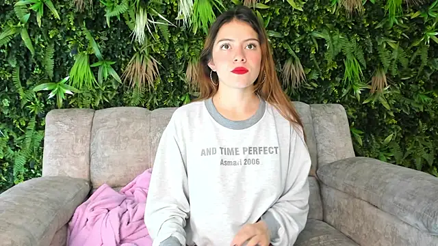 Dennis 08 online show from December 2025 01:26:01 PM