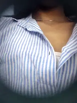 Snapshot of Isha_Liha chatting on December 2025 06:41:01 AM Isha Liha online show from December 2025 06:41:01 AM