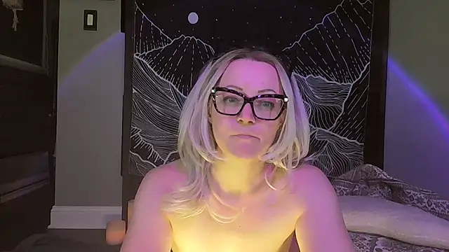 only one onyx online show from November 2025 03:20:02 AM