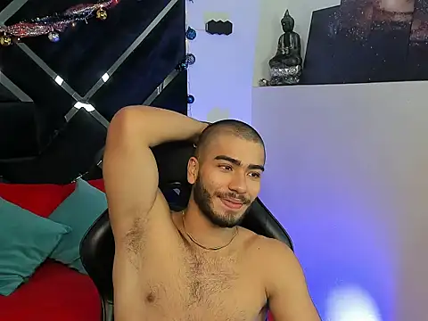 Snapshot of Franco_banderas chatting on December 2025 02:22:01 PM Franco banderas online show from December 2025 02:22:01 PM