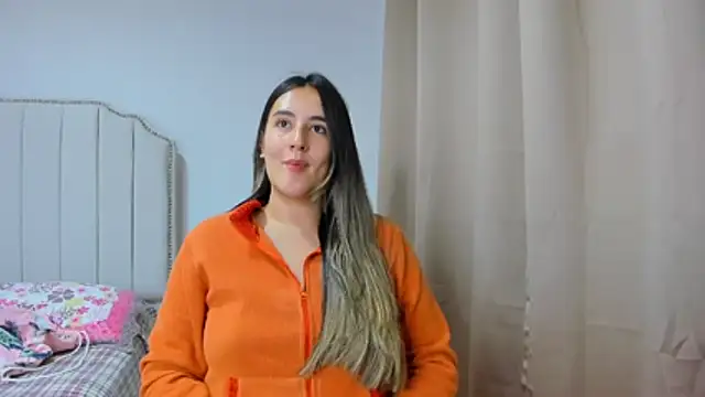 Snapshot of katia_76 chatting on November 2025 10:19:01 AM katia 76 online show from November 2025 10:19:01 AM