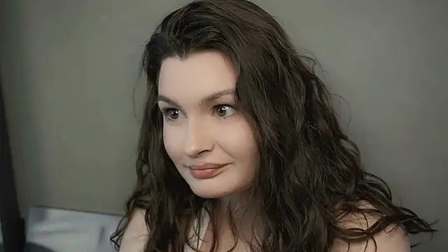 Snapshot of AleksaVioren chatting on December 2025 07:46:02 AM AleksaVioren online show from December 2025 07:46:02 AM