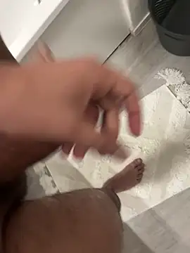 Snapshot of grosqueue3838 chatting on November 2025 04:22:02 PM grosqueue3838 online show from November 2025 04:22:02 PM