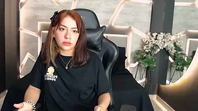 Snapshot of NaughtyNebula chatting on December 2025 10:26:01 PM NaughtyNebula online show from December 2025 10:26:01 PM