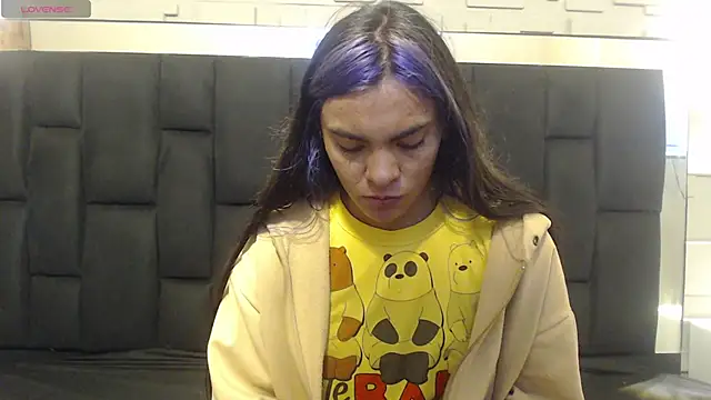 Snapshot of hanna13_ chatting on December 2025 07:10:02 PM hanna13 online show from December 2025 07:10:02 PM