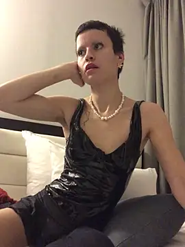 YoungDutchRuby online show from December 2025 02:36:02 PM