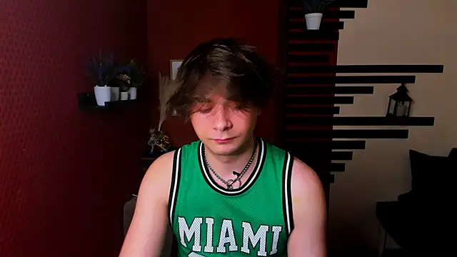 Snapshot of ErosPulseee chatting on December 2025 12:43:01 PM ErosPulseee online show from December 2025 12:43:01 PM