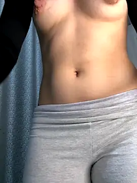 Snapshot of Anonima-Girl chatting on December 2025 03:15:02 AM Anonima-Girl online show from December 2025 03:15:02 AM