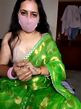 Priyasharma00 online show from December 2025 05:20:02 PM