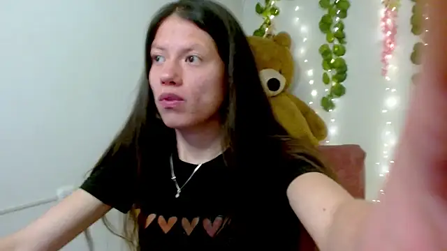 Snapshot of daphne160920 chatting on December 2025 03:09:02 PM daphne160920 online show from December 2025 03:09:02 PM