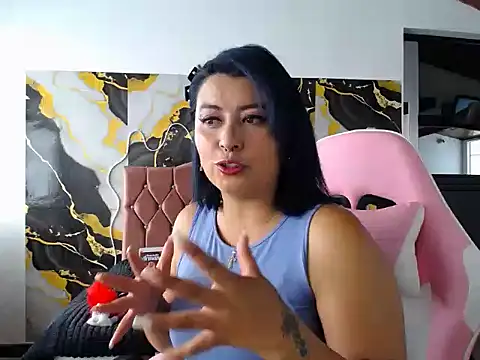 xxxEffy- online show from December 2025 07:11:02 PM