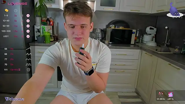 Snapshot of fruitninjaga chatting on December 2025 08:14:01 PM fruitninjaga online show from December 2025 08:14:01 PM