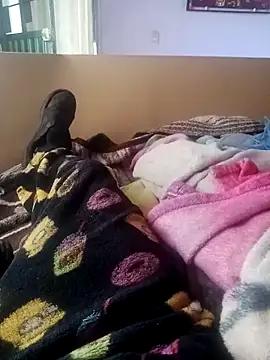 Snapshot of OrangishBank827 chatting on December 2025 10:37:02 PM OrangishBank827 online show from December 2025 10:37:02 PM