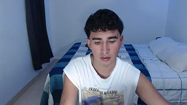 Dave hot1 online show from December 2025 12:41:01 AM