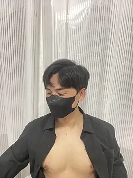 Snapshot of kimze7 chatting on December 2025 02:22:01 PM kimze7 online show from December 2025 02:22:01 PM