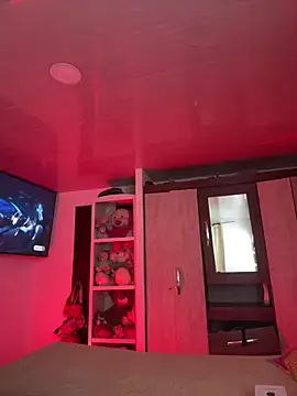 Snapshot of Aurora_Dolce chatting on December 2025 01:22:02 AM Aurora Dolce online show from December 2025 01:22:02 AM