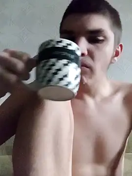 Snapshot of BradPierce chatting on December 2025 07:35:01 AM BradPierce online show from December 2025 07:35:01 AM