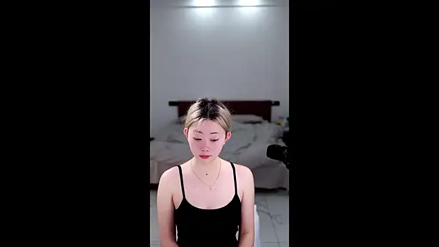 Snapshot of dali83 chatting on December 2025 08:20:02 AM dali83 online show from December 2025 08:20:02 AM