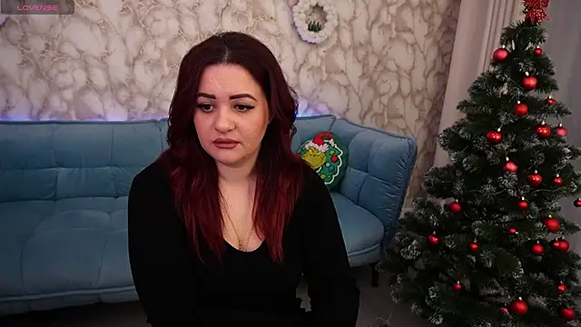 Snapshot of DiamondShadoww chatting on December 2025 02:44:02 PM DiamondShadoww online show from December 2025 02:44:02 PM