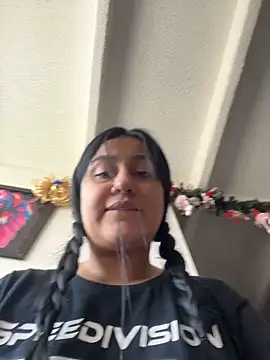 Nova hotXXX online show from December 2025 04:01:02 PM