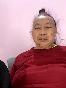 Snapshot of Bellezza-123 chatting on December 2025 12:31:02 PM Bellezza-123 online show from December 2025 12:31:02 PM