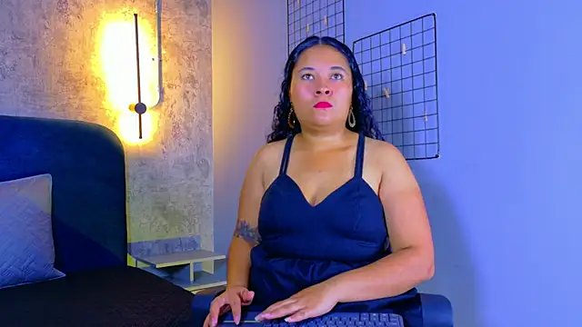 RavenLevi online show from December 2025 12:10:01 PM