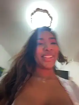 Snapshot of channelportman chatting on December 2025 11:54:01 PM channelportman online show from December 2025 11:54:01 PM