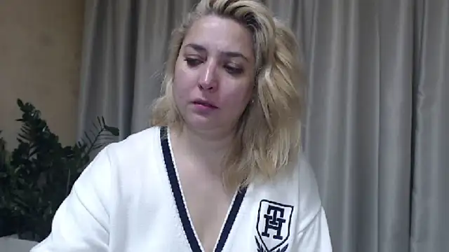 sweetpussy13 online show from October 2025 06:16:02 AM